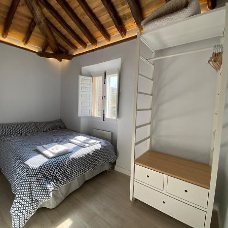 Apartamento Torre Del Aver Caces Extérieur photo