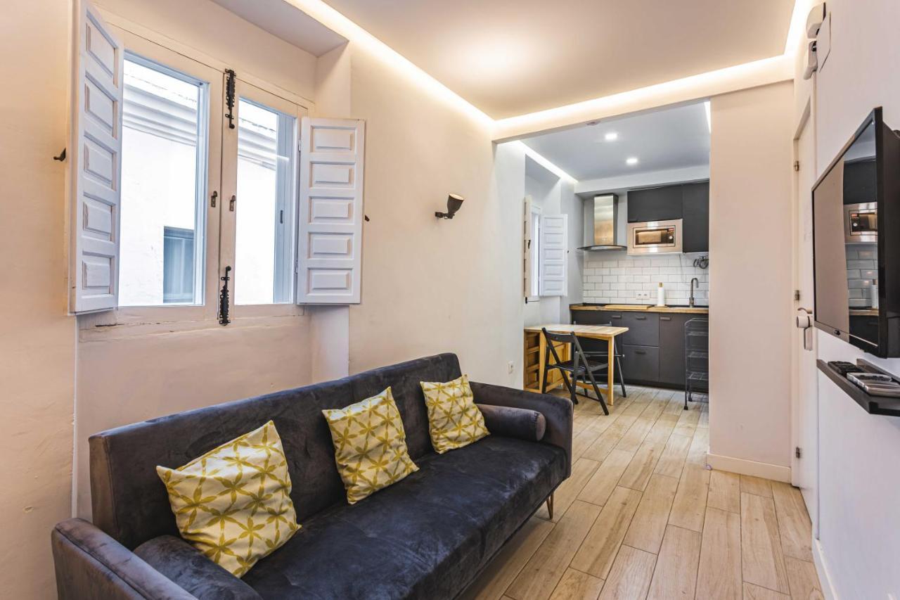 Apartamento Torre Del Aver Caces Extérieur photo