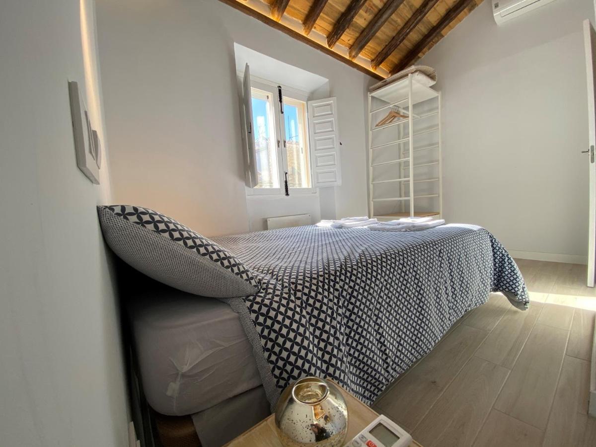 Apartamento Torre Del Aver Caces Extérieur photo