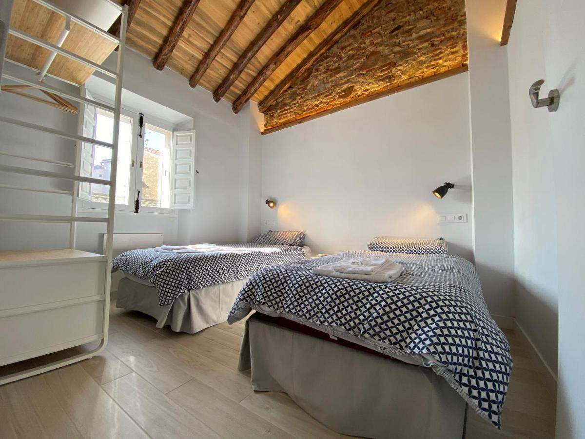 Apartamento Torre Del Aver Caces Extérieur photo