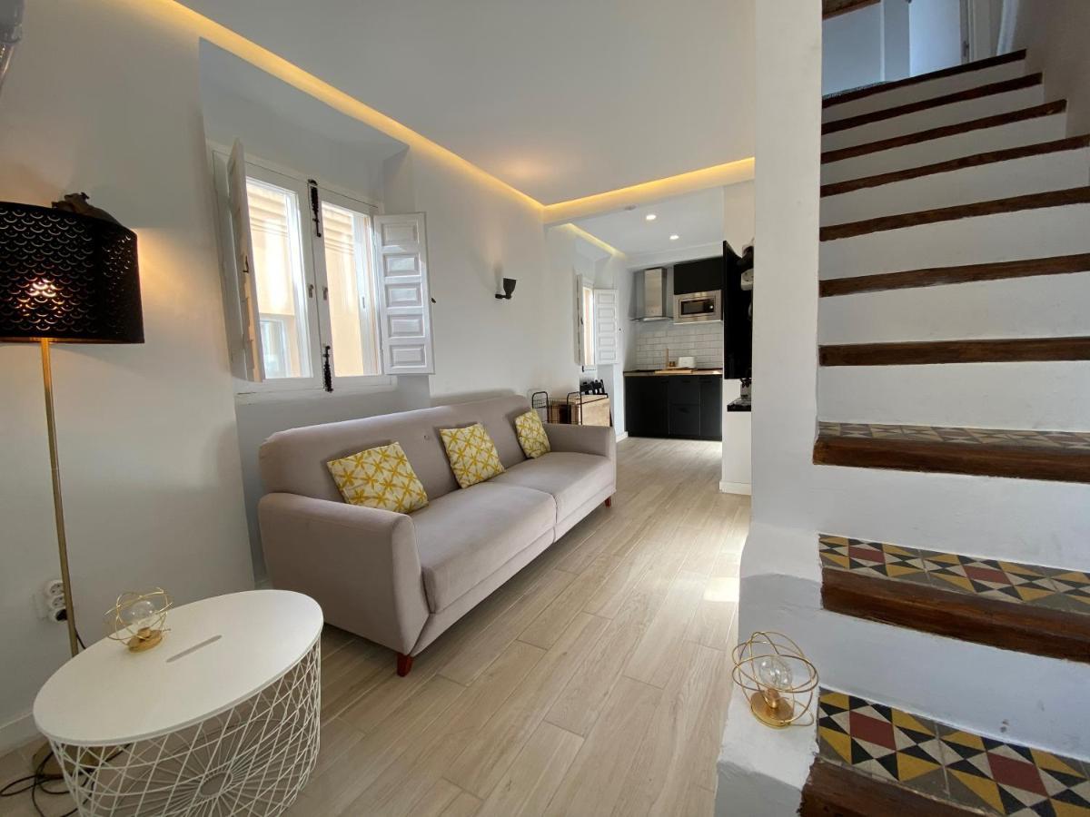 Apartamento Torre Del Aver Caces Extérieur photo